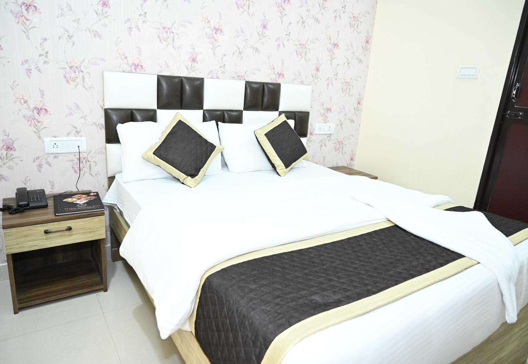 Super Hotel O Glance Inn Patna  Exteriér fotografie